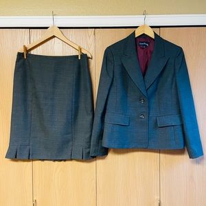 Evan Picone Skirt suit